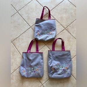 vintage y2k (3) Gap embroidered tote bags in lavender and pink 12”x10”